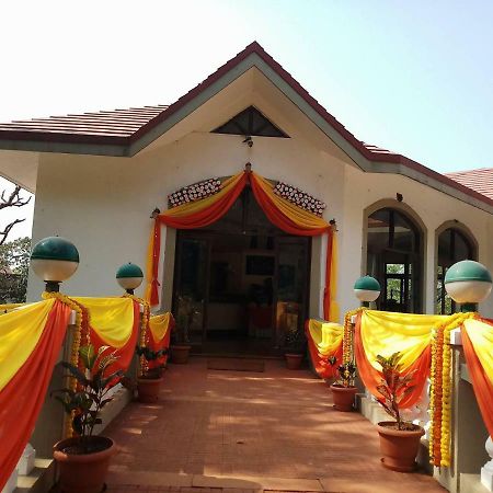 Usha Ascot Hotel Matheran Exterior photo