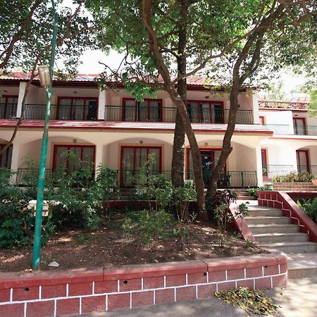 Usha Ascot Hotel Matheran Exterior photo