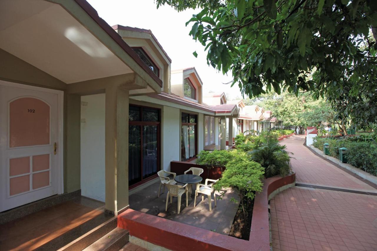 Usha Ascot Hotel Matheran Exterior photo